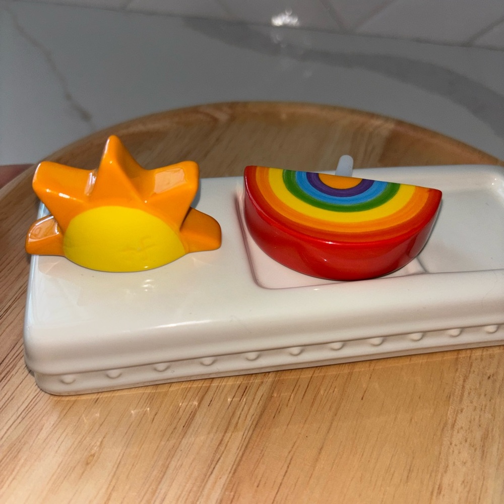 Nora Fleming Sunshine & Rainbows a408 a270 Here Comes the Sun Over the Rainbow